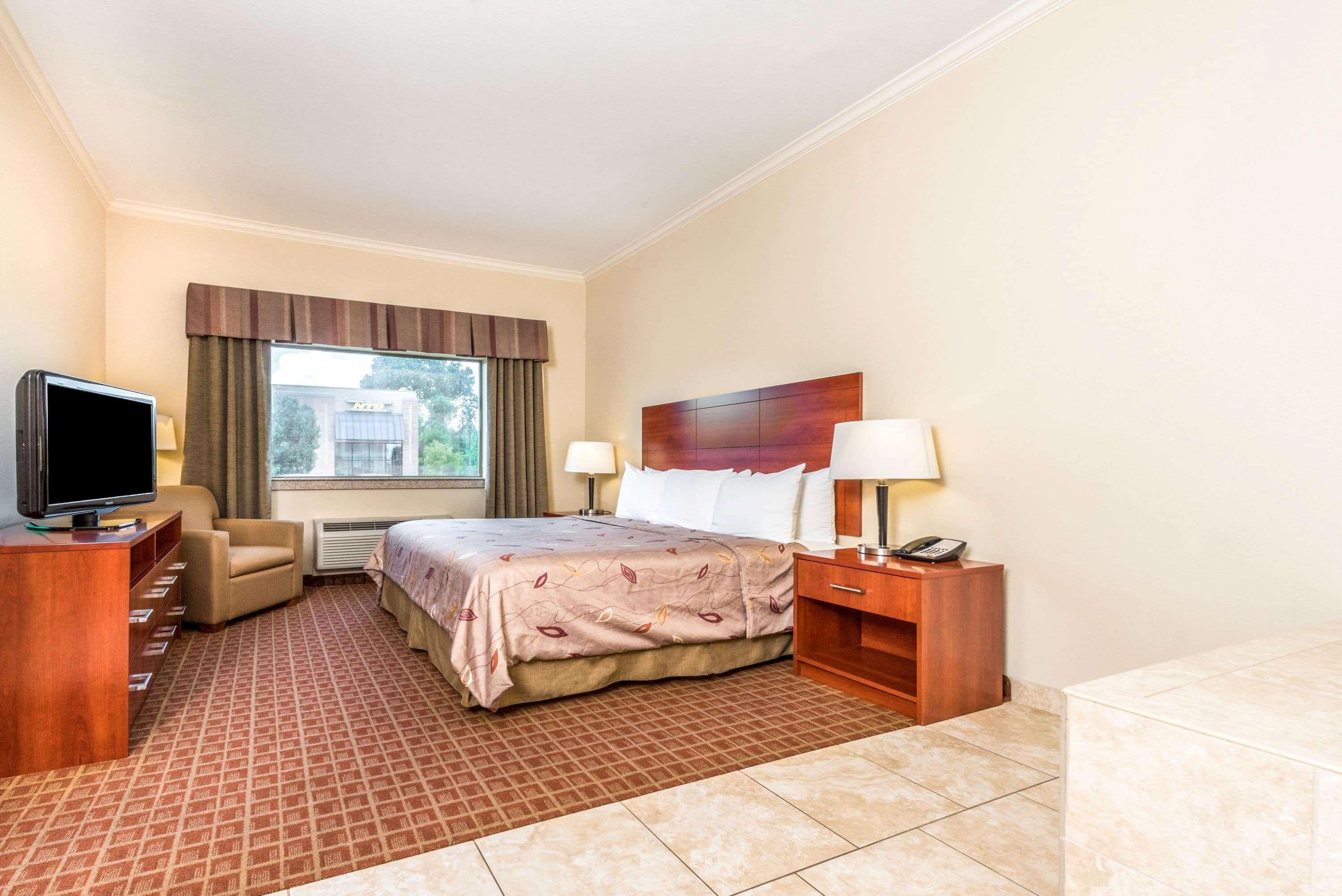 Ramada By Wyndham College Station Otel Dış mekan fotoğraf