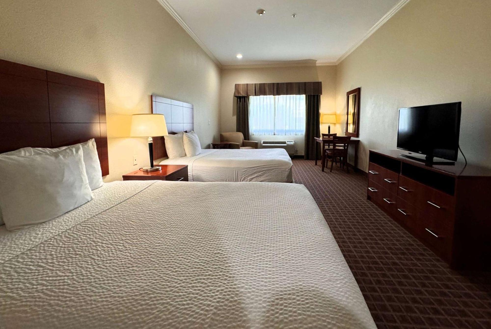 Ramada By Wyndham College Station Otel Dış mekan fotoğraf